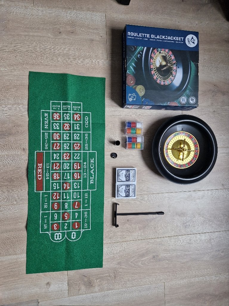 Roulette blackjackset, Ophalen, Zo goed als nieuw, Onbekend