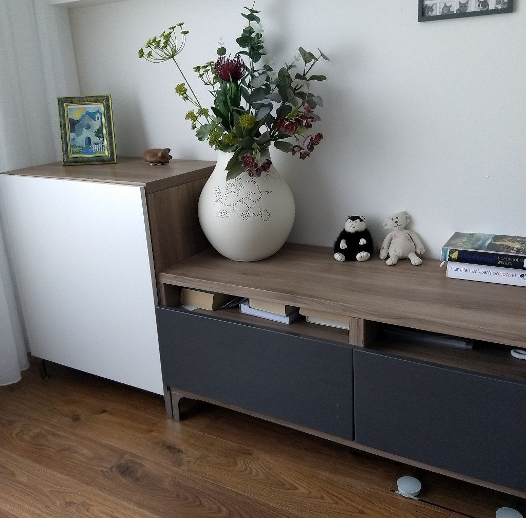 Ikea Besta kast, televisie kast, walnoot, goede staat, Ophalen, Met deur(en), 150 tot 200 cm, Zo goed als nieuw
