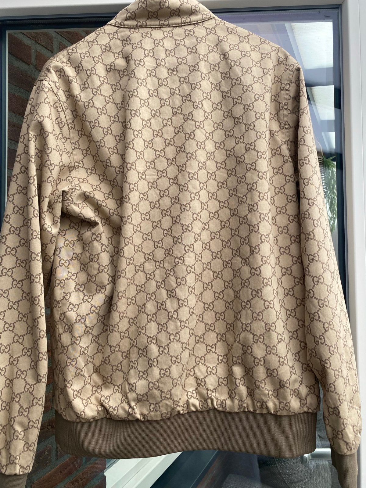 Omkeerbare imitatie  Gucci Heren Jas - Beige/Bruin Monogram, Ophalen, Zo goed als nieuw, Maat 48/50 (M), Beige