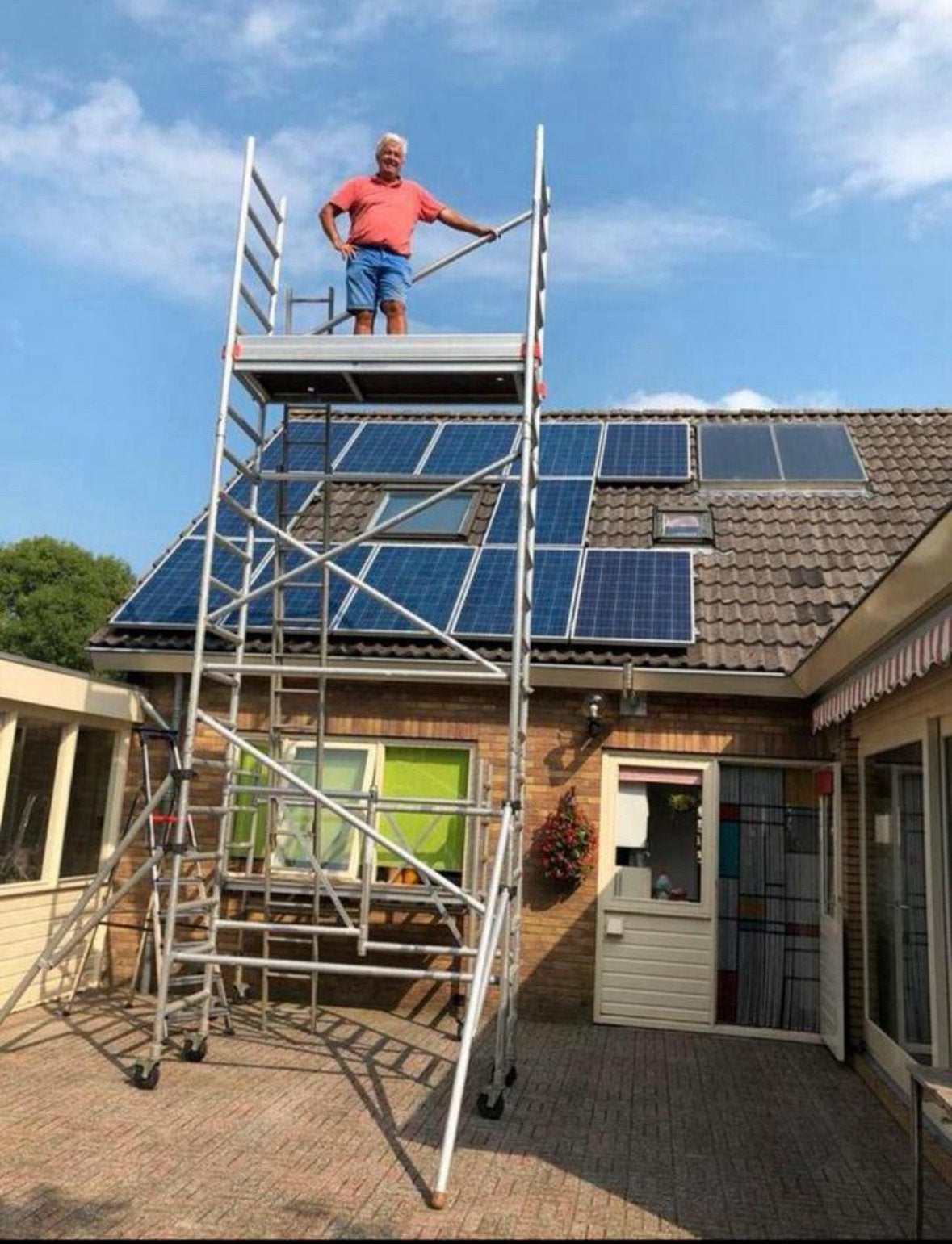 Steiger te huur - Ideaal voor klussen op hoogte, Verzenden, Gebruikt, Rolsteiger of Kamersteiger, 5 meter of hoger