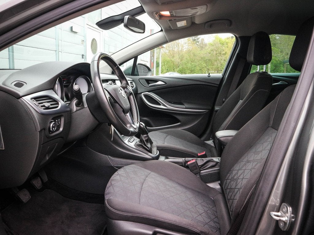 Opel Astra 1.0 Turbo 120 Jaar Edition | Clima | Cruise | Nav, Stof, Gebruikt, Euro 6, 610 kg