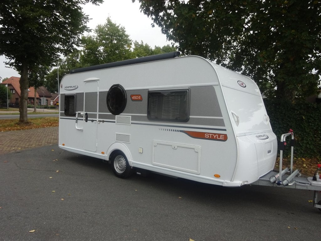 Lmc Style 450 Enkele Bedden+Mover+Luifel, Caravans en Kamperen, Caravans, Standaardzit, Schokbreker, Bedrijf, 4 tot 5 meter