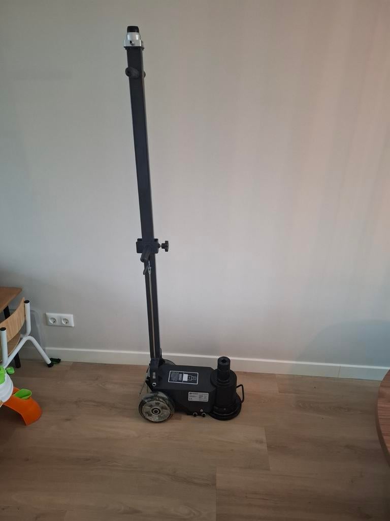 Stahlgruppe SGHJ50T 50 ton krik - Nieuw in doos, Ophalen of Verzenden, Nieuw, Hydraulisch, Garagekrik