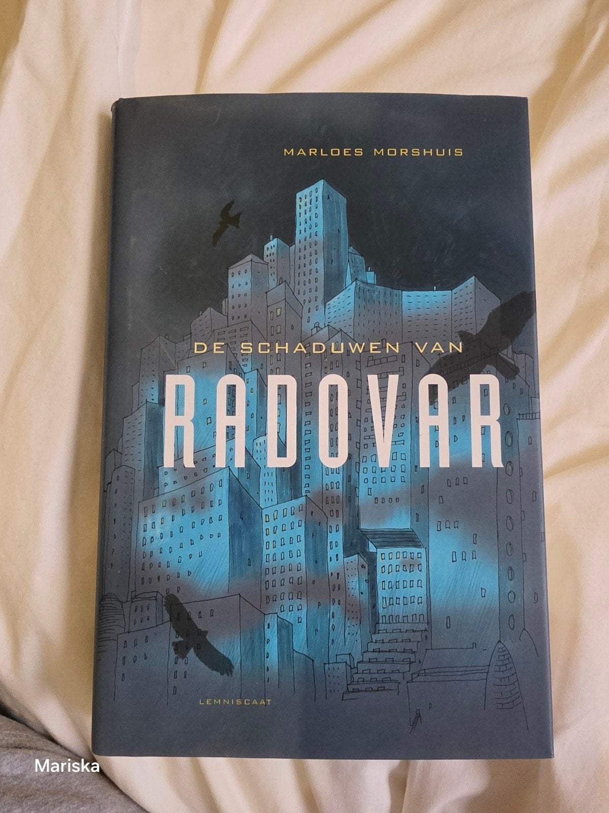 De Schaduwen van Radovar - Marloes Morshuis, Ophalen, Zo goed als nieuw, Marloes Morshuis