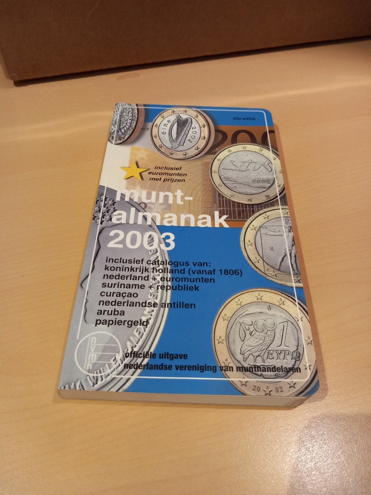 Munt Almanak 2003 - Inclusief Euromunten en Prijzen, Ophalen of Verzenden, Boek of Naslagwerk