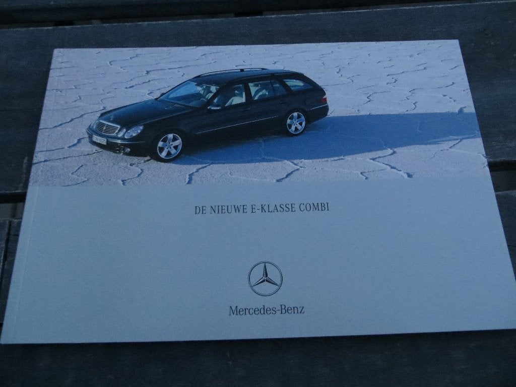 Folder Mercedes-Benz E-klasse Combi W211 2003, Zo goed als nieuw, Mercedes-Benz, Mercedes, Ophalen of Verzenden