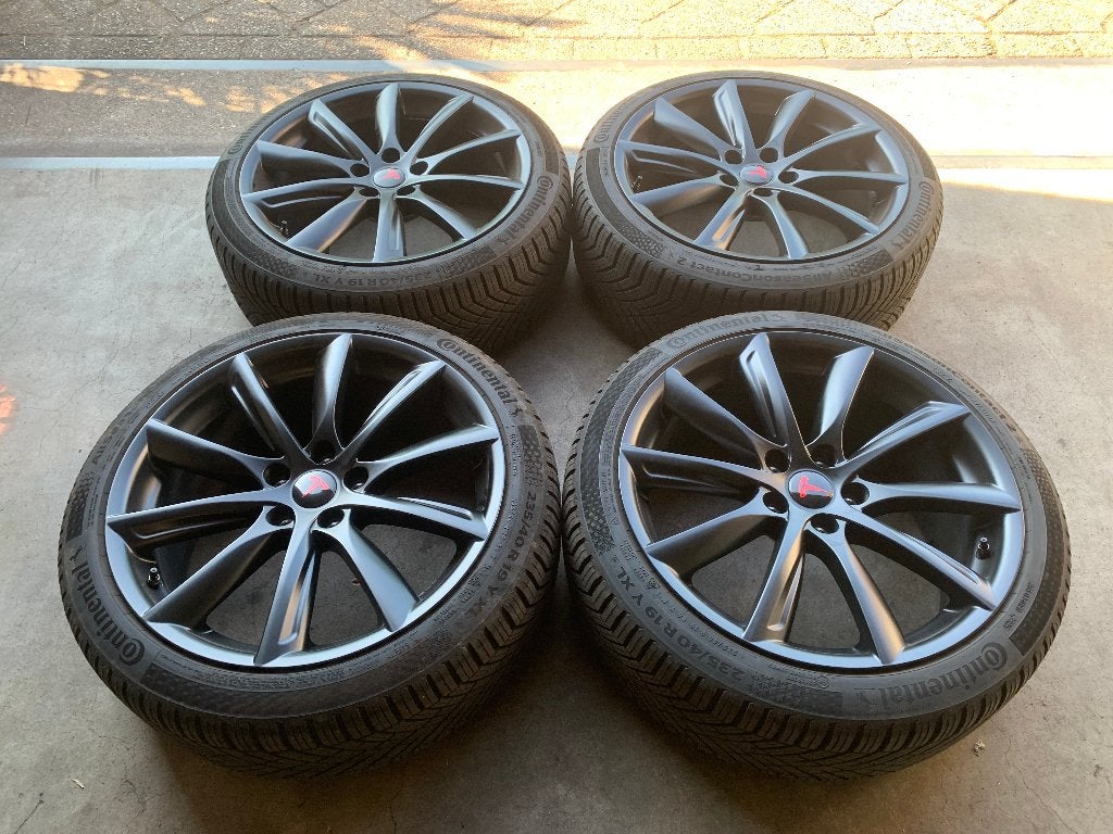 ZGAN TESLA MODEL 3 VELGEN + ALL SEASON BANDEN 235 40 R19 BLE, Auto-onderdelen, Banden en Velgen, 19 inch, ., Banden en Velgen