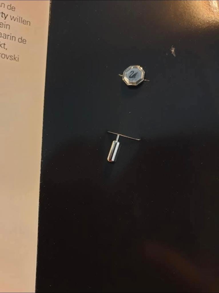 SCS - Ledengeschenk 1992 - 1995 - Dasspeld Zwaan Zwart, Ophalen of Verzenden, Nieuw, Figuurtje