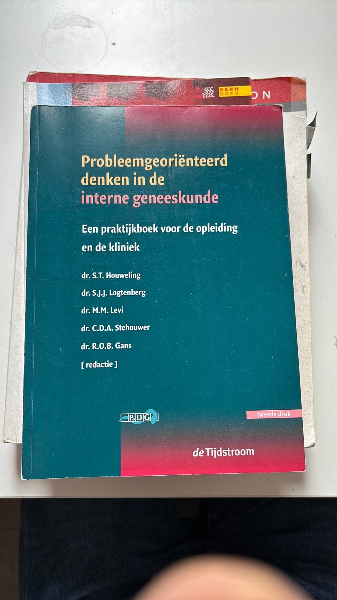 Probleemgeoriënteerd denken in de interne geneeskunde, Ophalen of Verzenden, Zo goed als nieuw