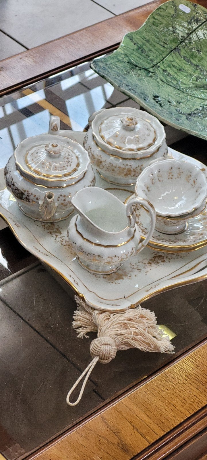 Vintage theeservies uit de jaren '80, wit met goud, Ophalen of Verzenden