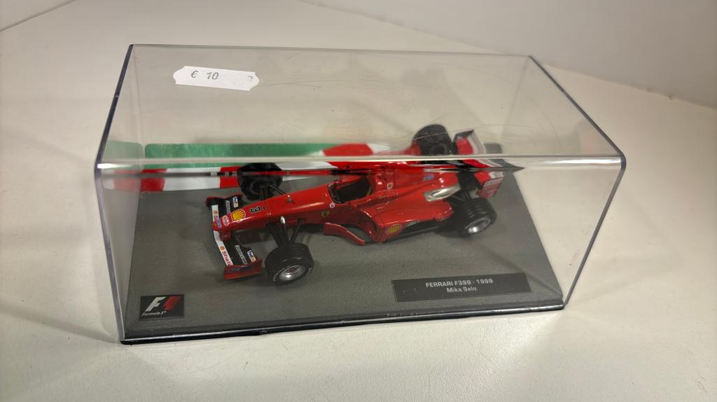 F1 ferrari f399 mike salo 1999 atlas 1.43, Overige merken, Auto, Ophalen of Verzenden, A