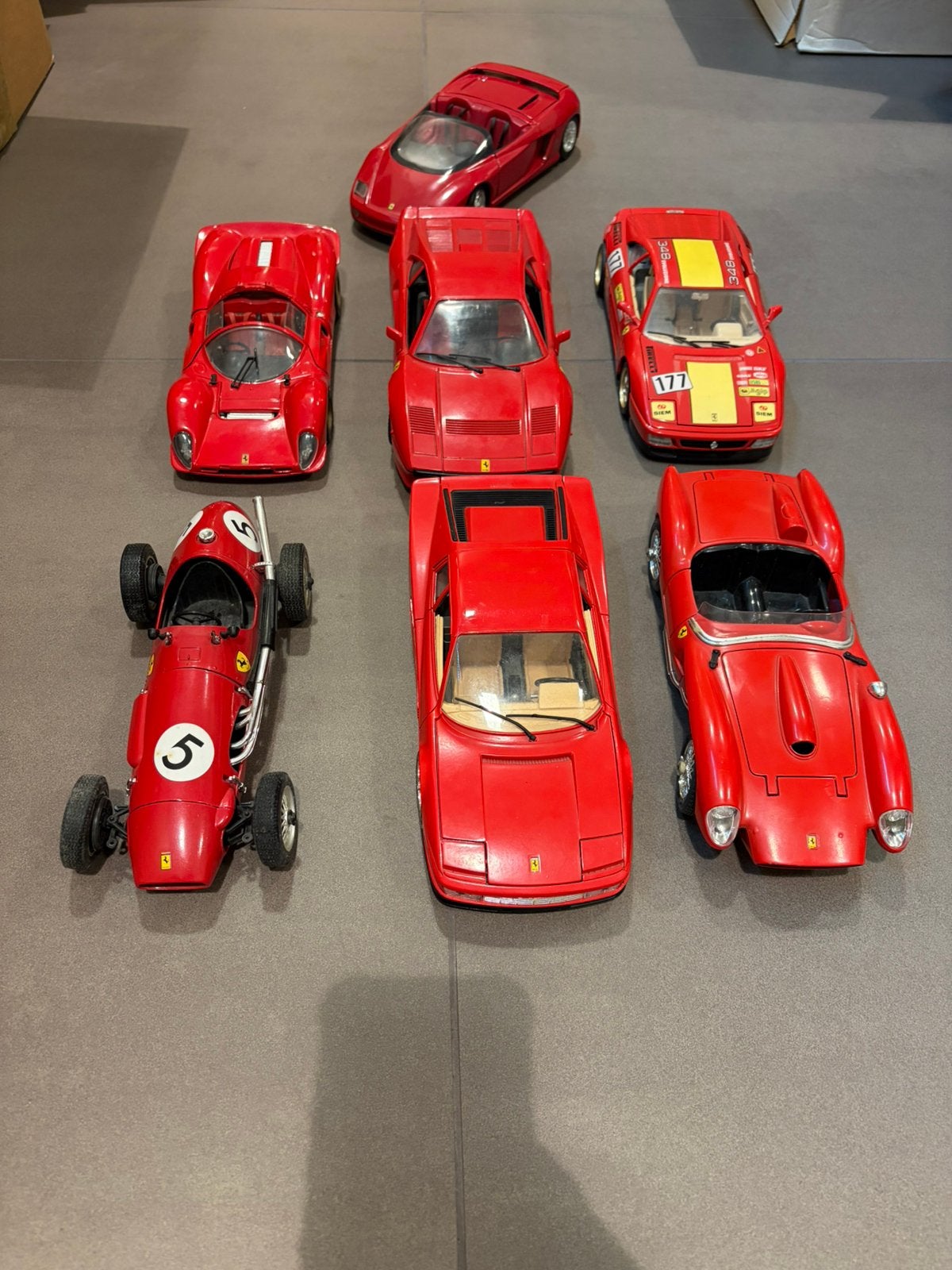 Ferrari schaalmodellen (1/18 & 1/16), Hobby en Vrije tijd, Ophalen of Verzenden, Gebruikt, Auto, Bburago