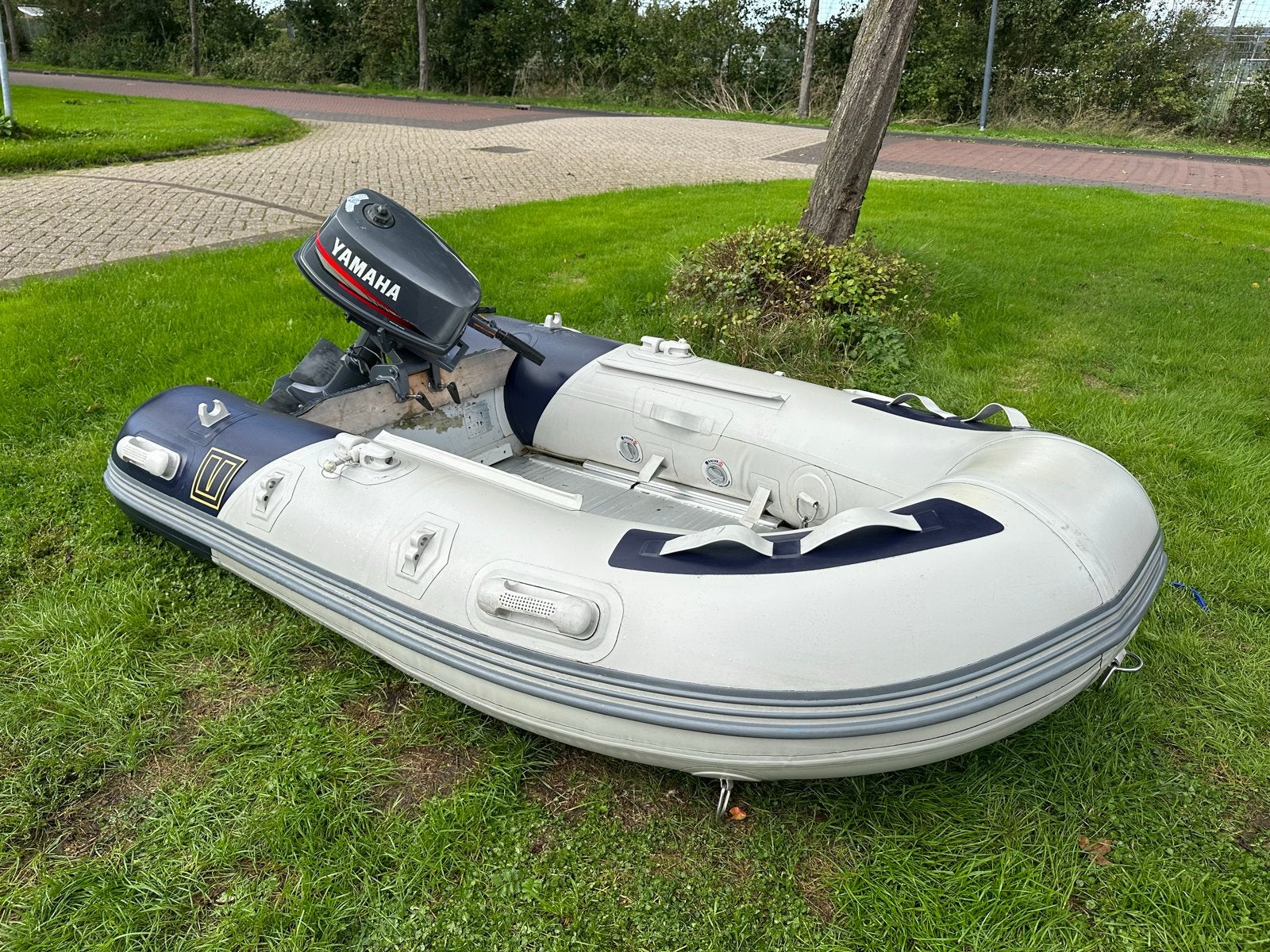 Vetus rubberboot 240 | Yamaha 4 pk buitenboordmotor, Ophalen