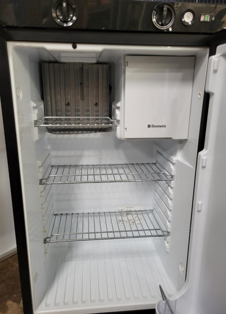 Dometic koelkast type RM 5380. 220v/12v, Caravans en Kamperen, Ophalen