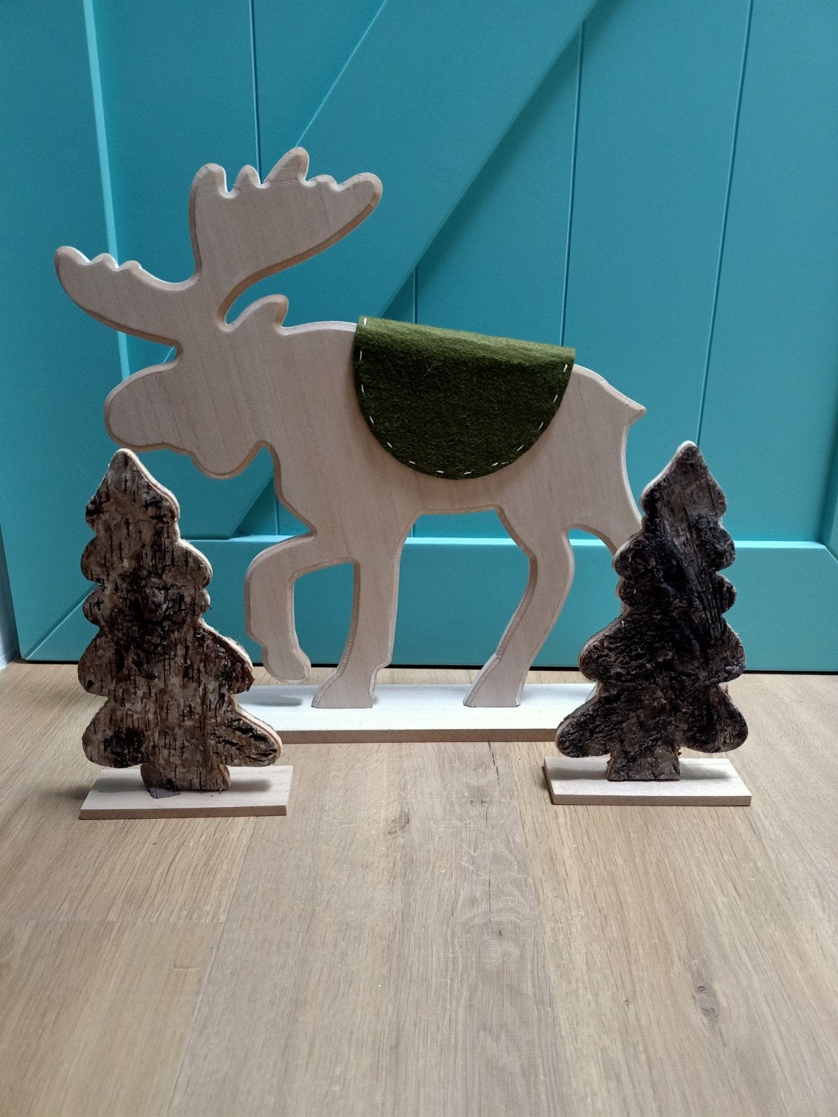 groot houten hert met twee boompjes, Diversen, Kerst, Ophalen, Zo goed als nieuw