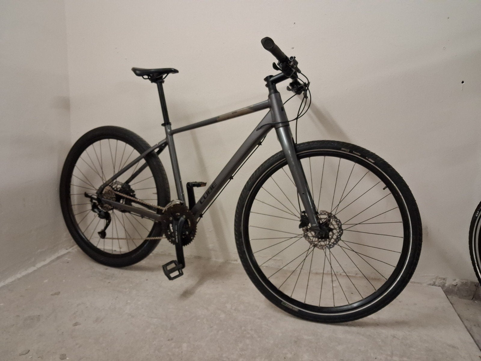 Cube Hyde Beach Bike - Hydraulische remmen, 28 inch, 28 inch, 49 tot 53 cm, Zo goed als nieuw, Meer dan 20 versnellingen