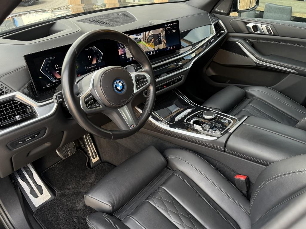 BMW X5 xDrive 50e M-Sport | Panoramadak |Driving Assistant |, Gebruikt, 2395 kg, Zwart, Bedrijf