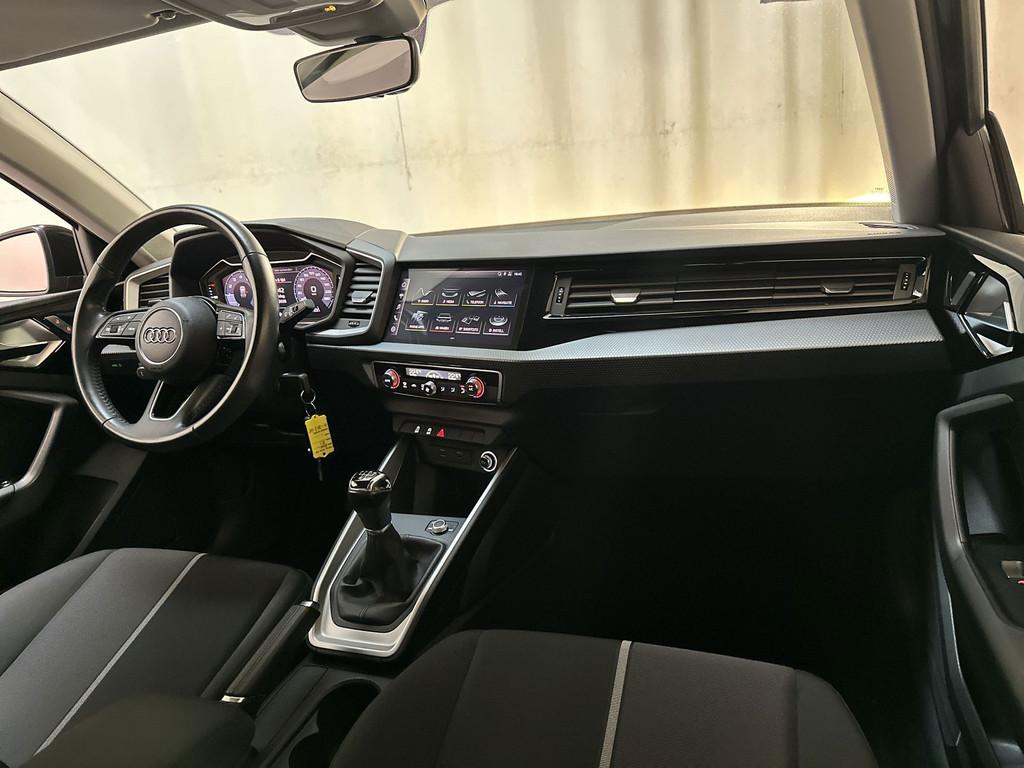 Audi A1 Sportback 25 TFSI Epic App-Connect Virtual Cockpit C, Stof, 95 pk, Met garantie (alle), 49 €/maand