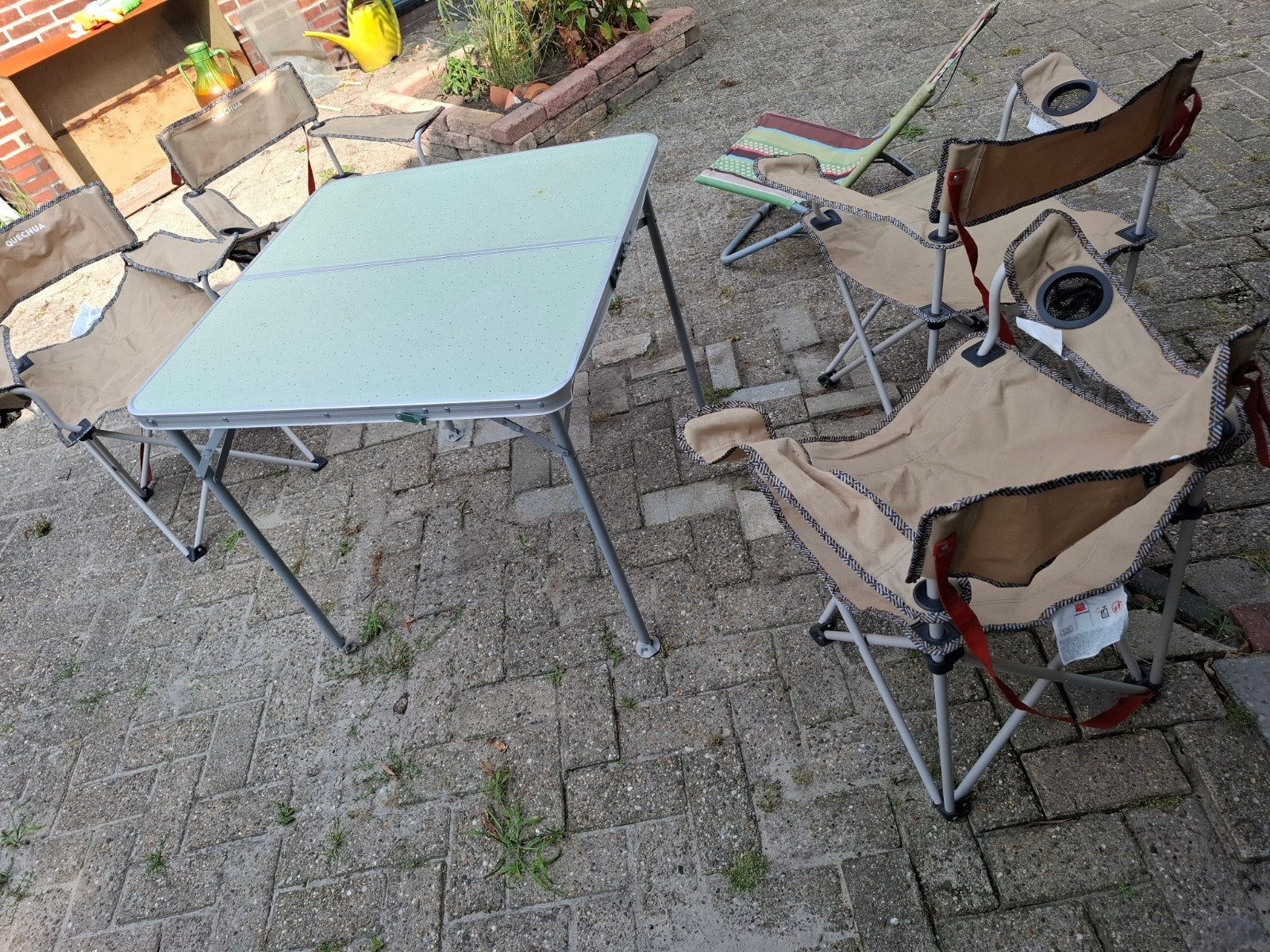 Campingstoelen en campingtafel set, Ophalen, Gebruikt, Campingstoel