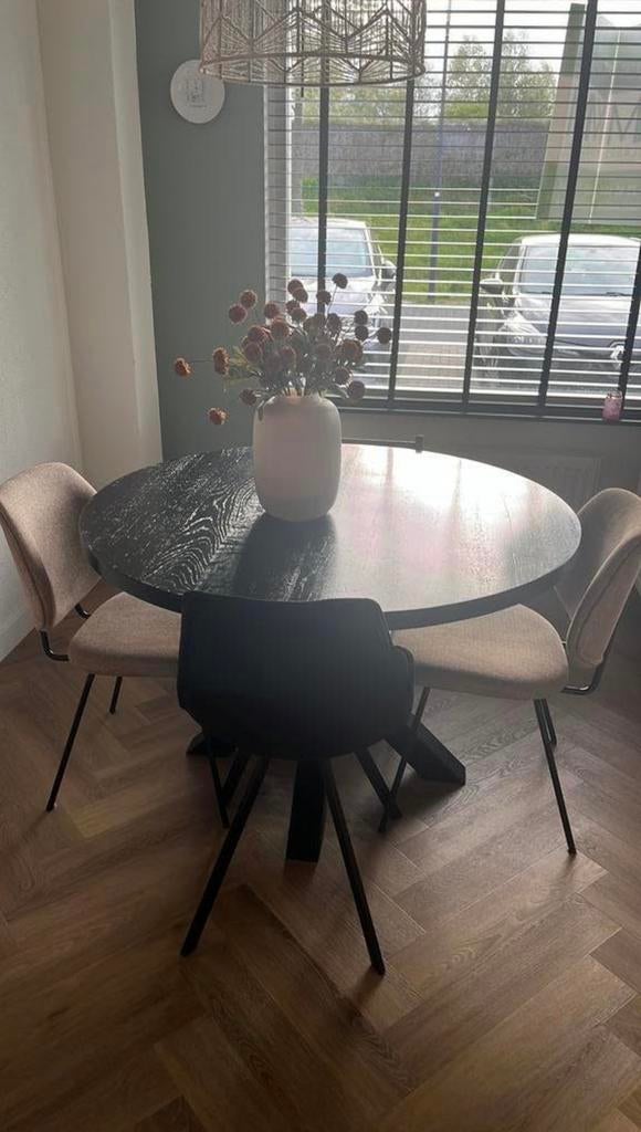 Zwarte ronde eiken tafel, Ophalen, Zo goed als nieuw, Rond, 100 tot 150 cm