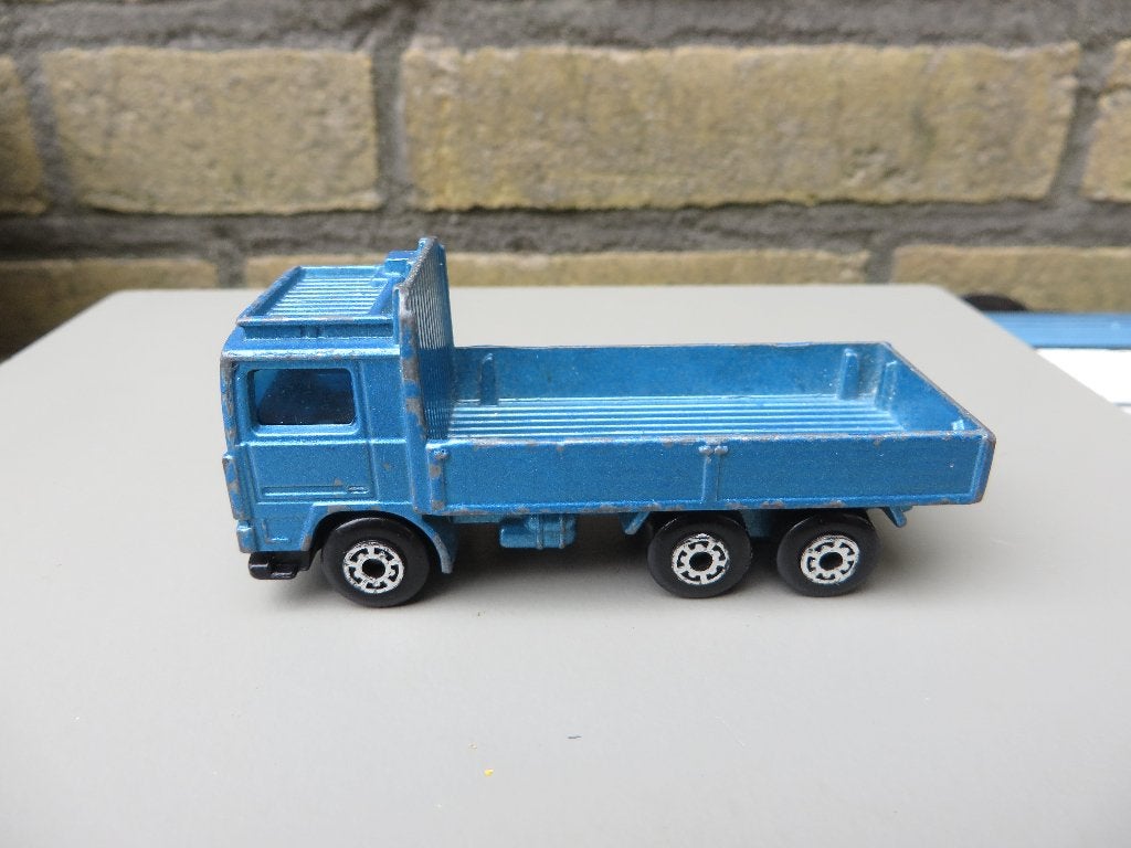 Matchbox Volvo Truck, Hobby en Vrije tijd, Ophalen of Verzenden, Gebruikt, Bus of Vrachtwagen