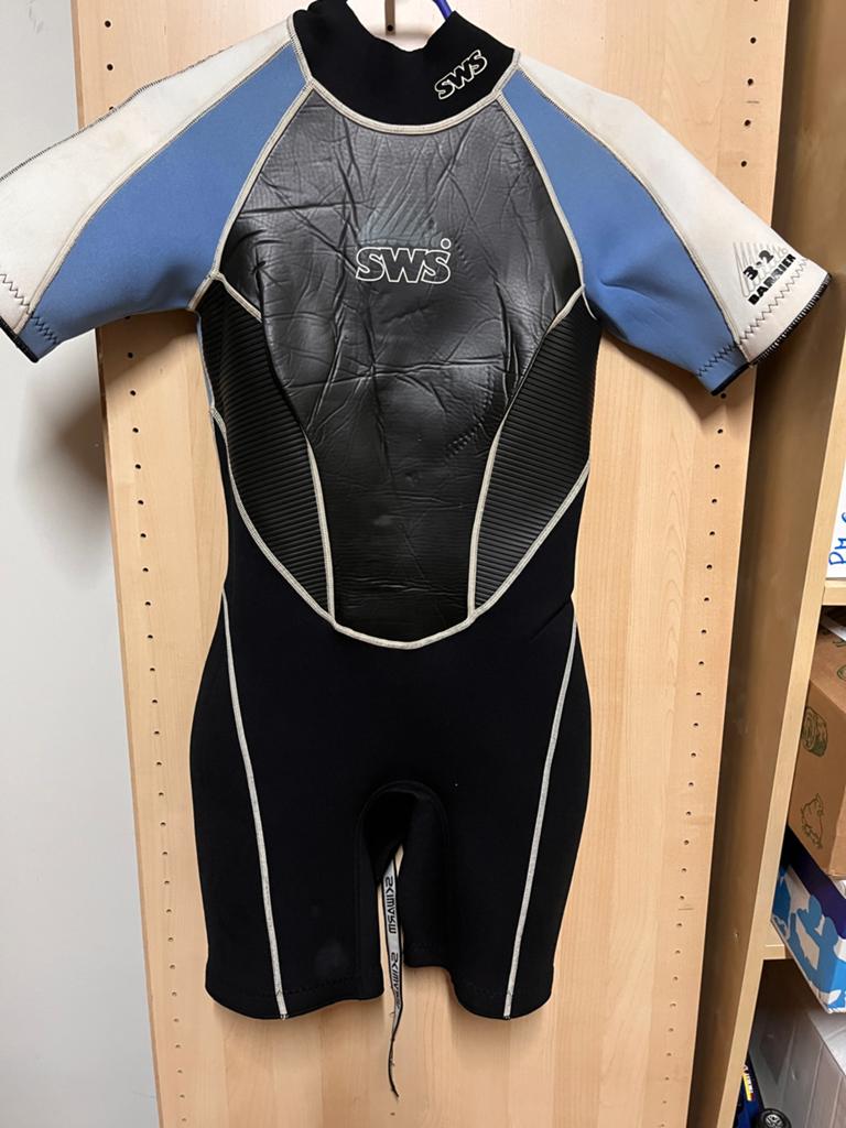Wetsuit 25,-, Ophalen of Verzenden, Zo goed als nieuw, Kind, Wetsuit