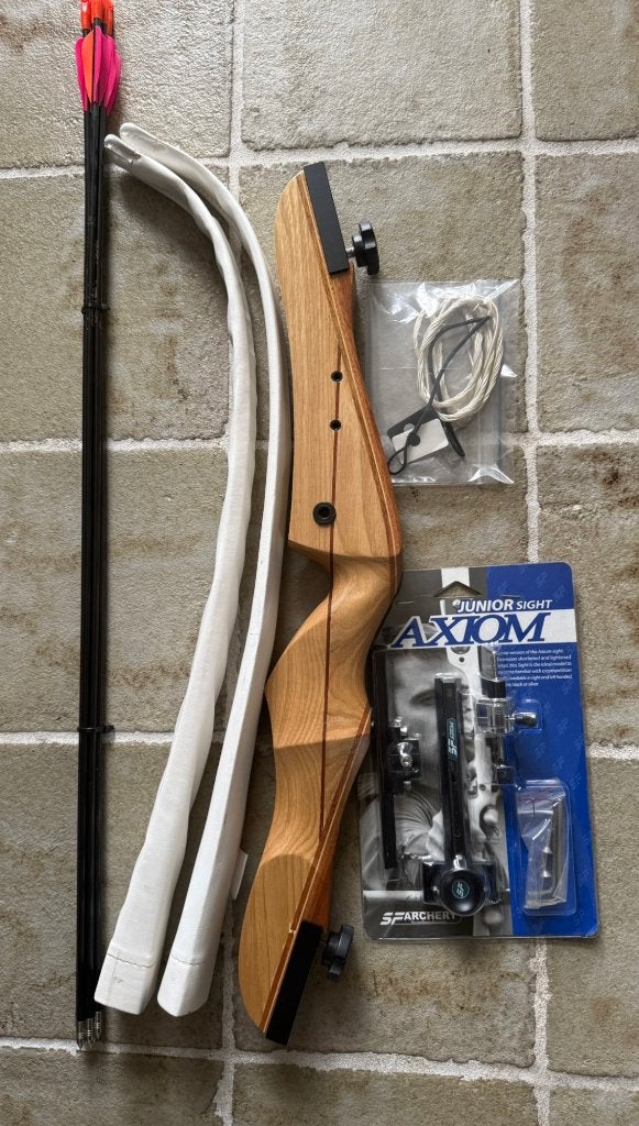 Takedown recurve handboog set 34lbs NIEUW 12 pijlen, vizier, Sport en Fitness, Handboogschieten, Ophalen of Verzenden, Nieuw, Recurveboog