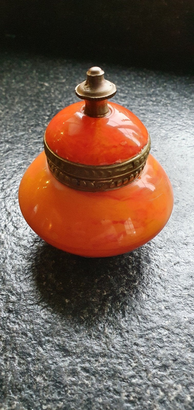 Vintage Marokkaans sieradenpotje amber messing, Antiek en Kunst, Ophalen of Verzenden