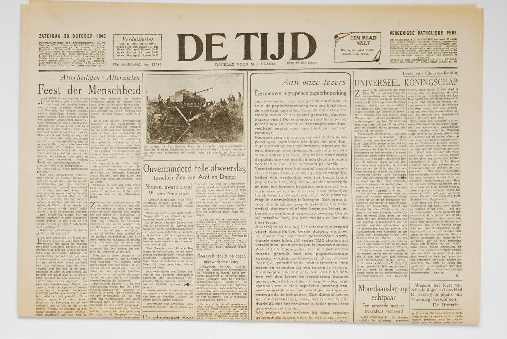 De Tijd 30 oktober 1943 Krant WOII Heruitgave 1994, Verzamelen, Zo goed als nieuw, Verzenden, Amsterdam, Overige soorten