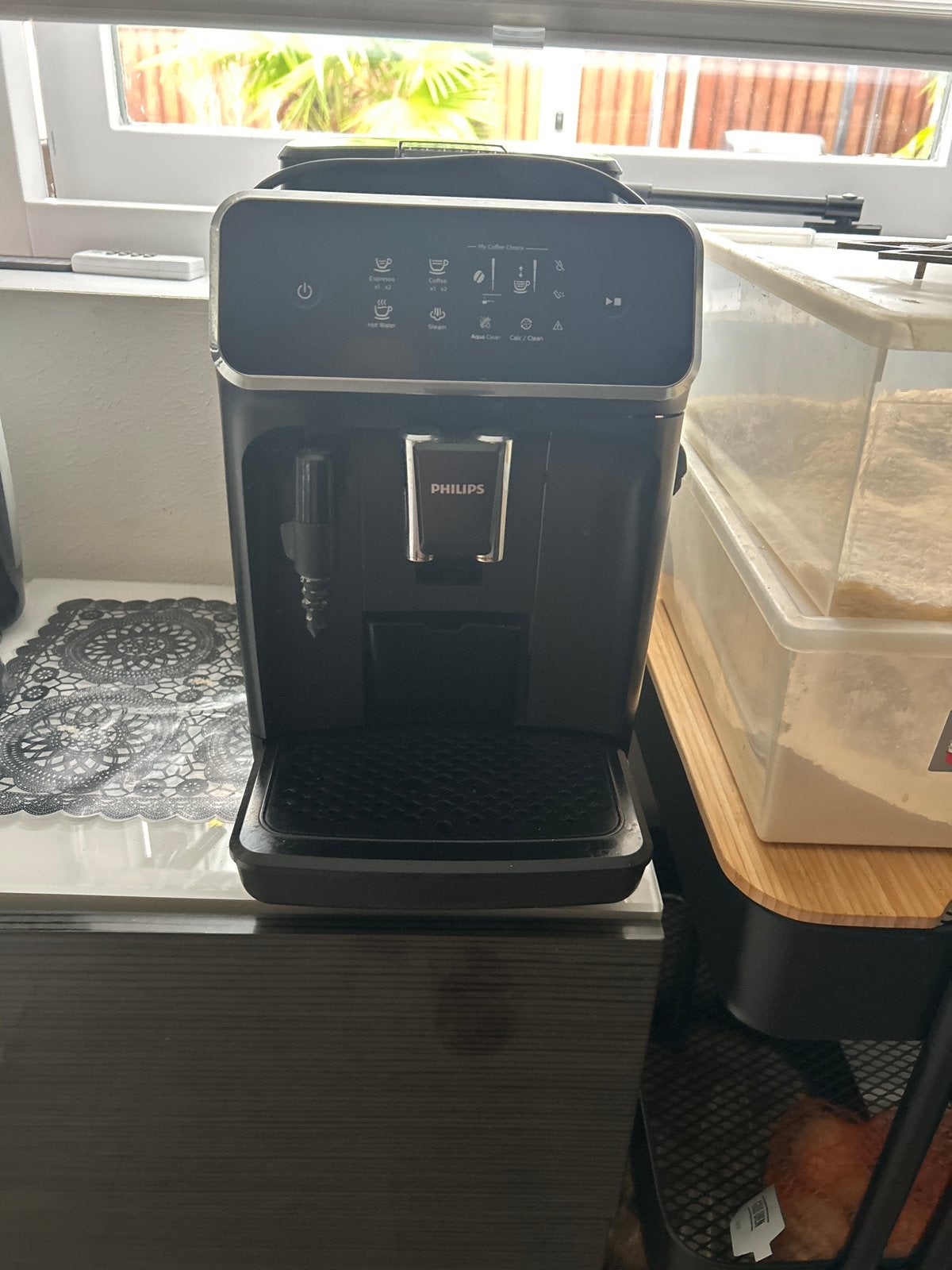 Philips Volautomatische Espressomachine - Zwart, Afneembaar waterreservoir, Espresso apparaat, Zo goed als nieuw, 4 tot 10 kopjes