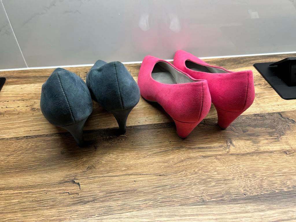 Set van 2 paar pumps, maat 37, zo goed als nieuw, Kleding | Dames, Schoenen, Ophalen of Verzenden, Zo goed als nieuw, Blauw, Pumps