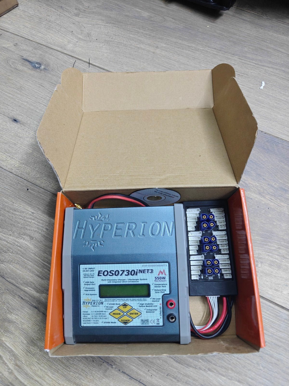 Hyperion RC Lipo Accu Lader EOS0730iNET3, Ophalen of Verzenden, Overige schalen, Onderdeel