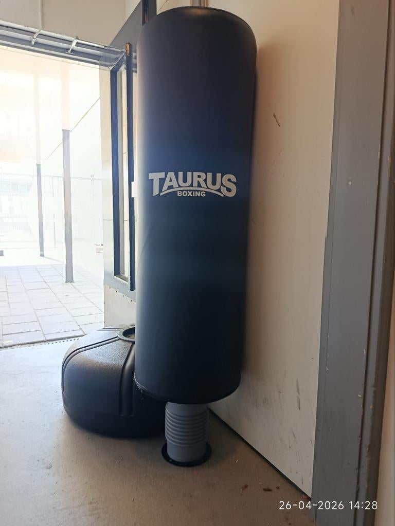 Taurus boxpaal - Nieuwstaat!, Ophalen, Zo goed als nieuw, Bokszak