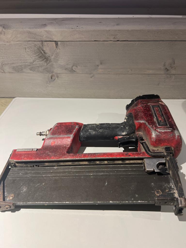 Gebruikte Spijkerpistool - Redelijke Staat, N, Ophalen of Verzenden, N, N