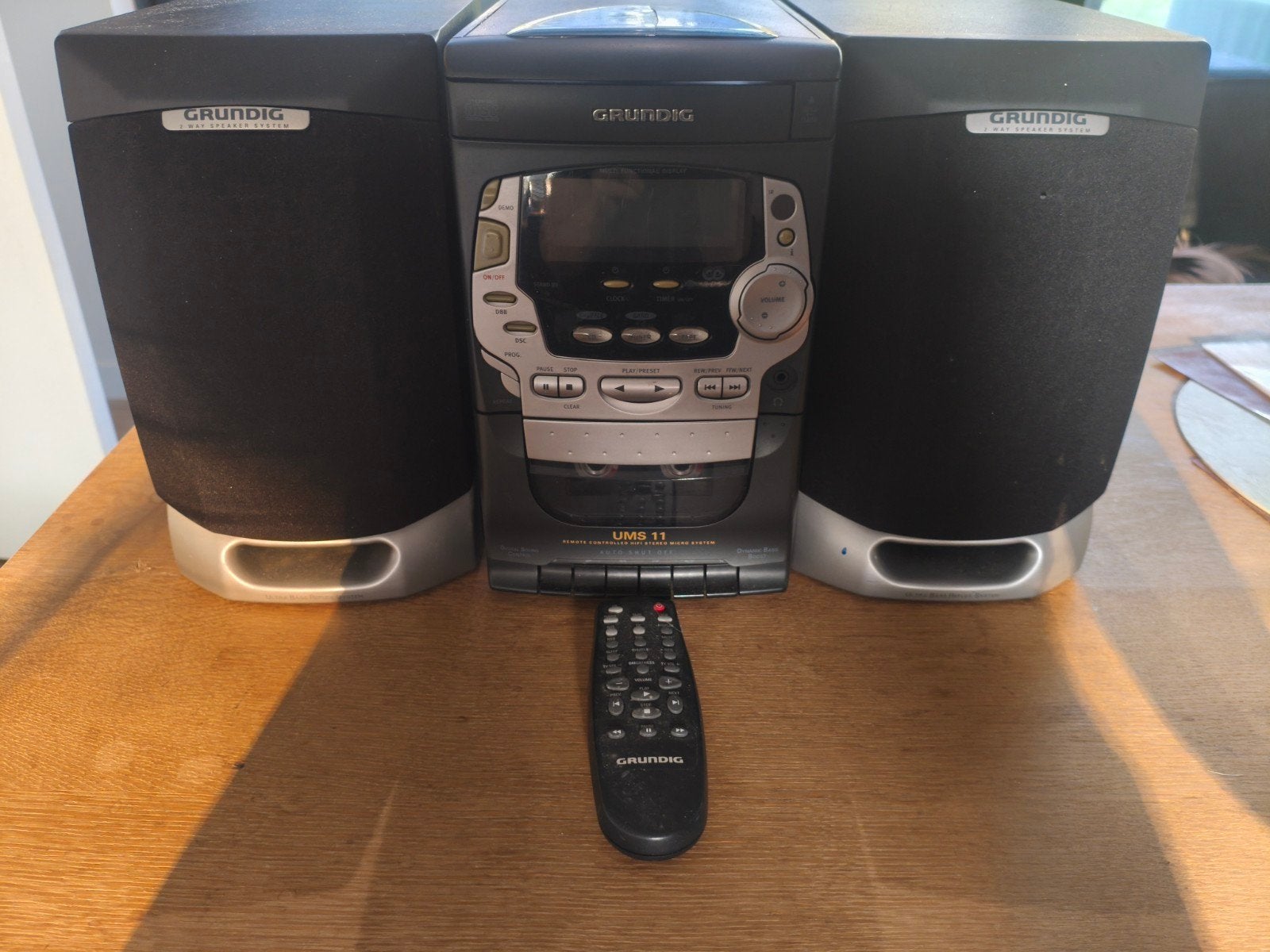Grundig Stereotoren met CD, Cassette en Radio, Ophalen