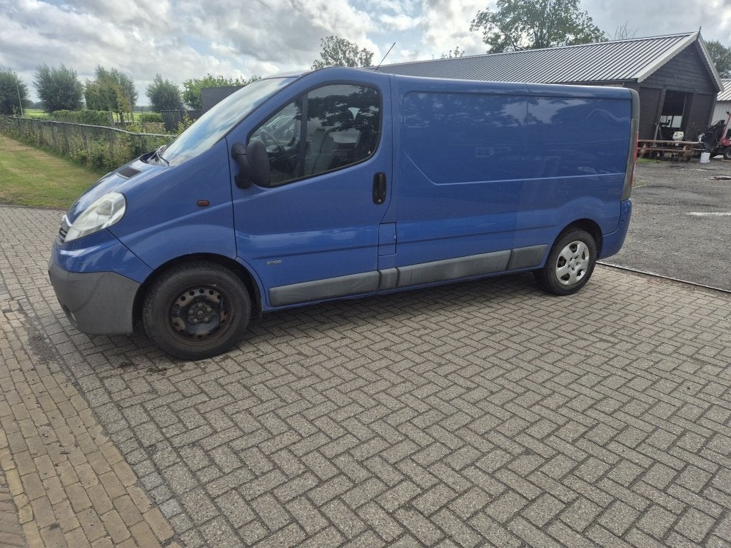 Opel Vivaro automaat 2.5 CDTI L2H1 (bj 2010), Automaat, Gebruikt, Startonderbreker, Blauw
