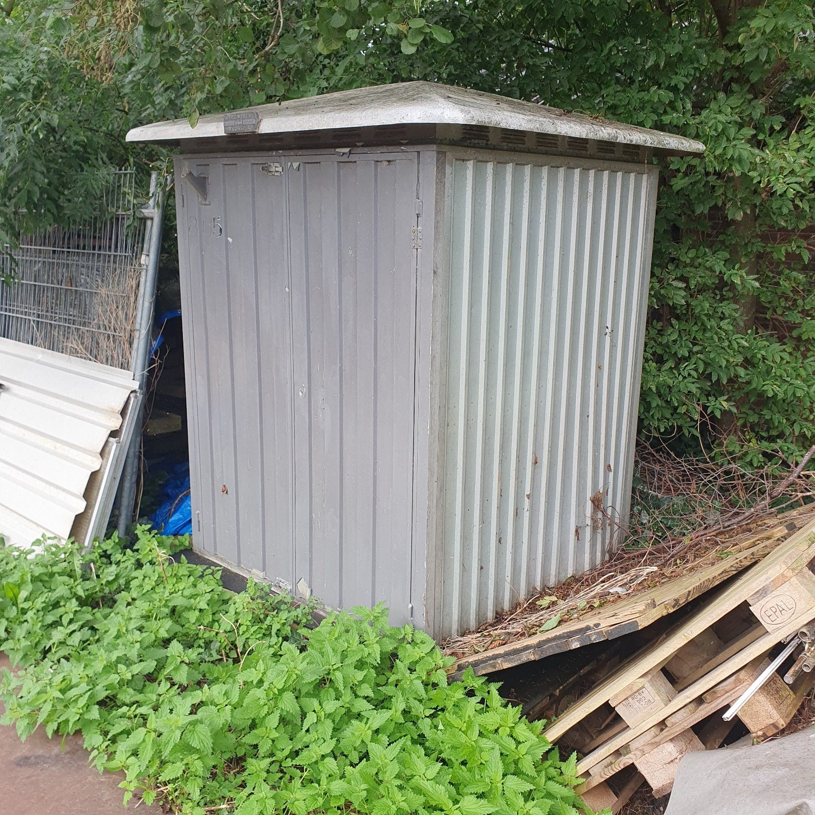 schuur of tuinhuis, Tuin en Terras, Gebruikt, Overige typen, Minder dan 200 cm, Zonder ramen