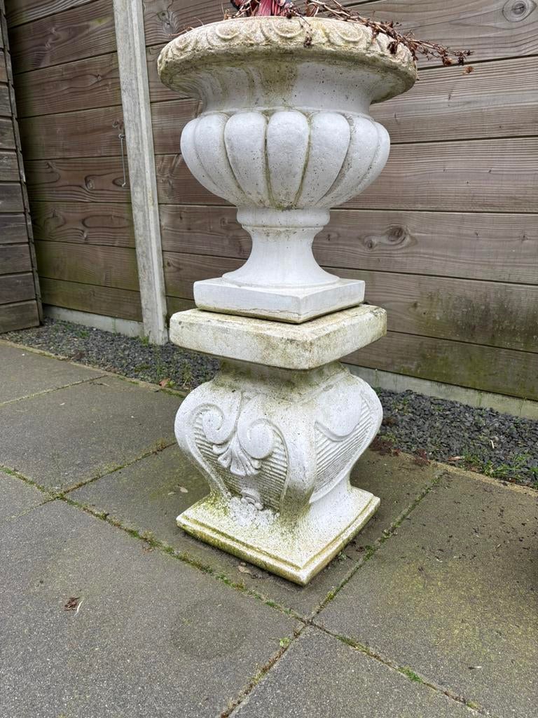 Stenen vaas op sokkel, Ophalen, Steen, Minder dan 30 cm, Rond