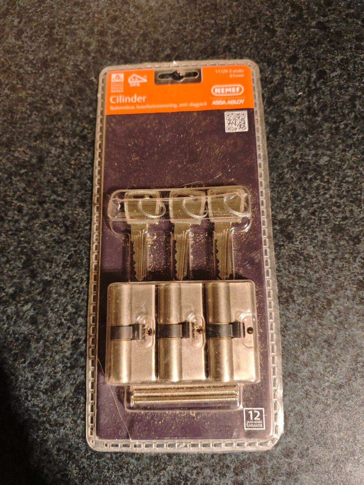 nieuw Nemef cilinder SKG** 111/9 gelijksluitend 3 stuks 61mm, Ophalen of Verzenden, Zo goed als nieuw, Rvs, Slot
