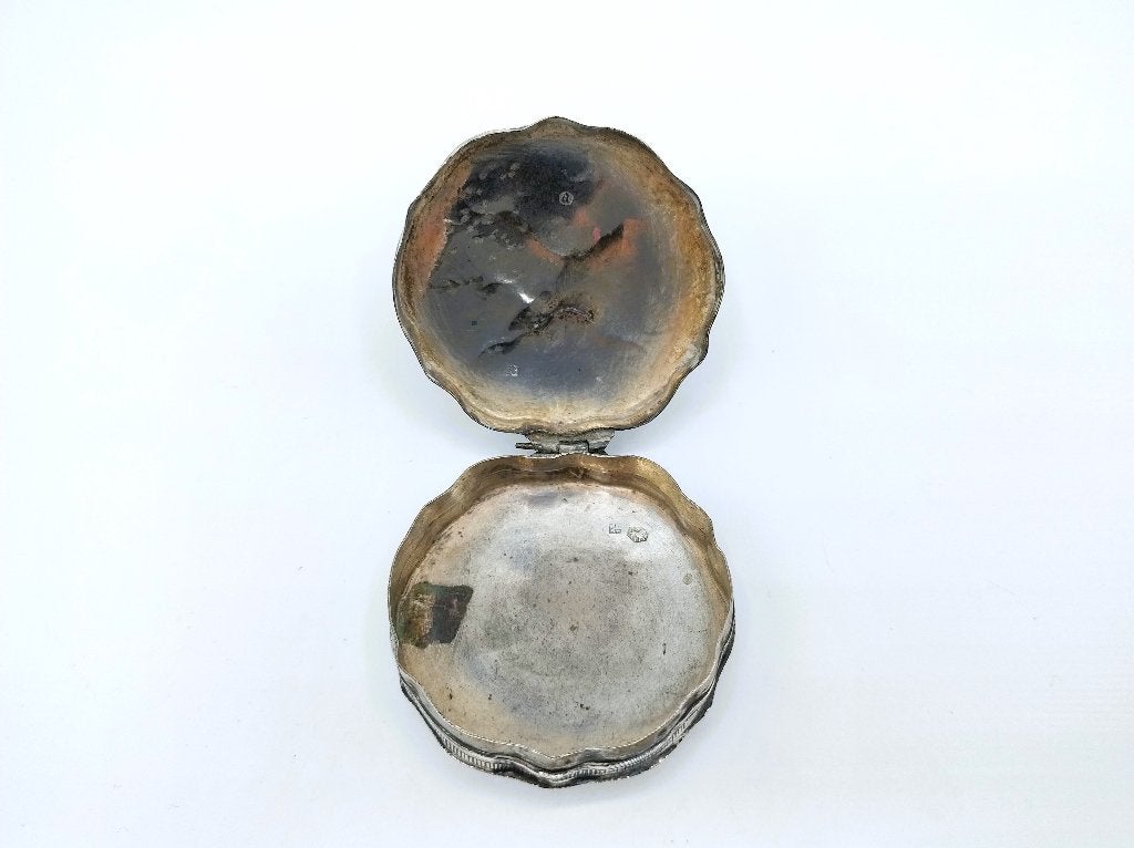 Zilveren pepermuntdoosje, A. van de Sluys, Schoonhoven, 1860, Antiek en Kunst, Verzenden, Zilver
