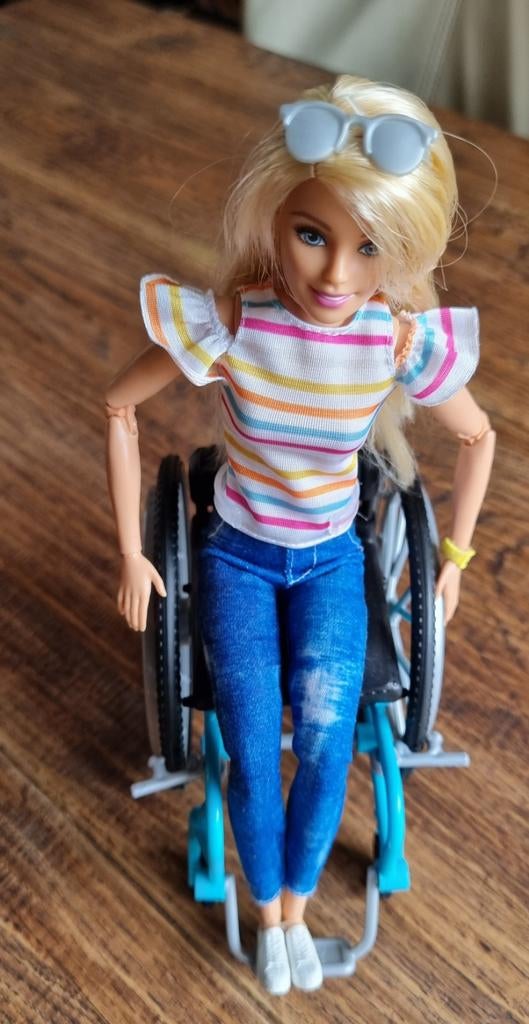 Fashionista Barbie in rolstoel, Ophalen of Verzenden, Pop