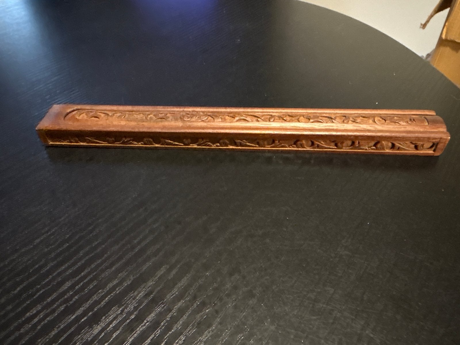 Houten doosje met handgesneden decoratie, Antiek en Kunst, Ophalen