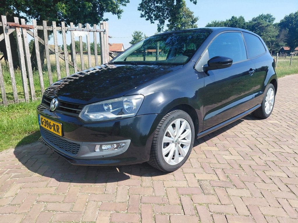 Volkswagen Polo 1.4-16V Highline, Voorwielaandrijving, Zwart, 4 cilinders, Zwart