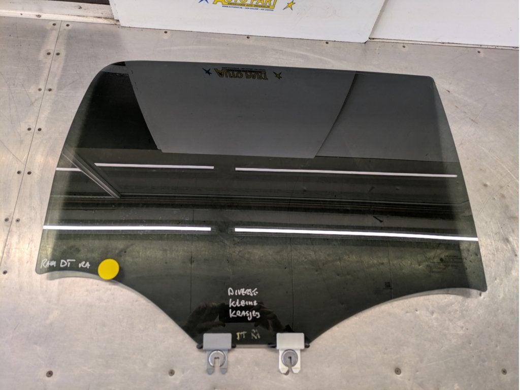 Dodge Ram achter portierruit 2019-2024, Gebruikt, PO Box 21-8004 | Auburn Hills, MI 48321-8004, Amerikaanse onderdelen, Ophalen of Verzenden