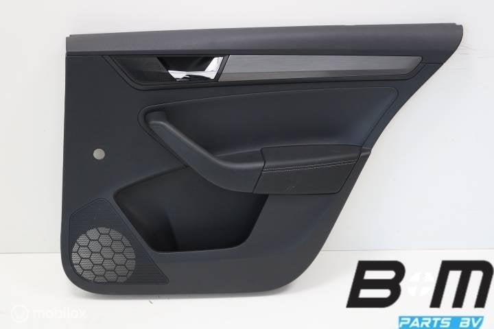 Portierbekleding rechtsachter Skoda Rapid 5JJ867212R, Gebruikt