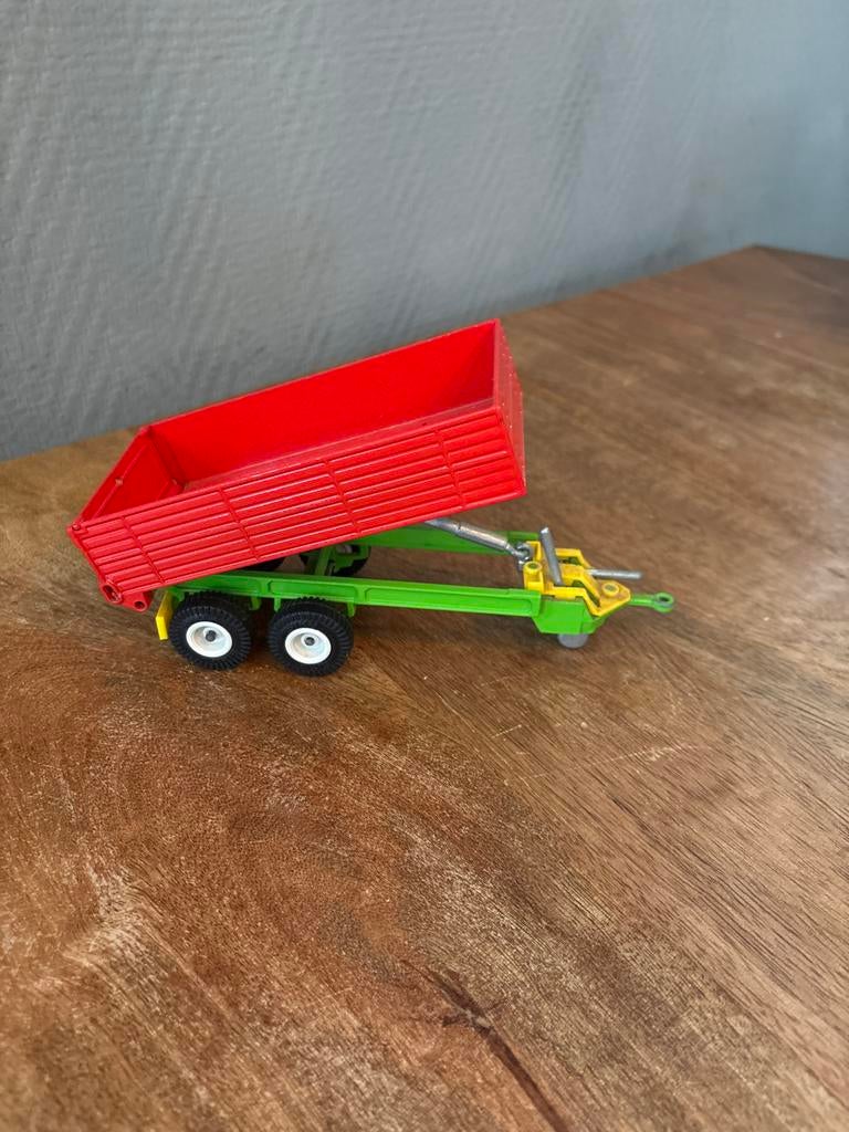 Siku kiepwagen - Rode kieper, Overige merken, Gebruikt, 1:50 of kleiner, Overige typen