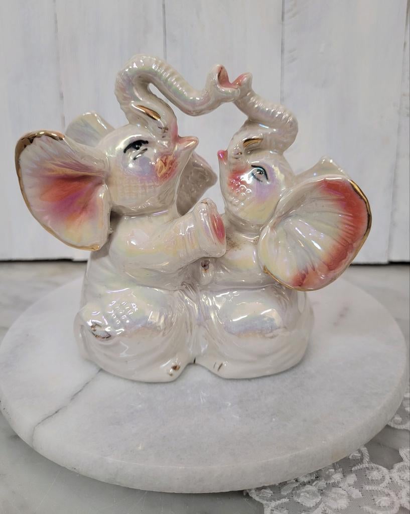 Vintage  beeldje van 2 olifanten  - iriserende lustre -, Verzamelen, Beelden en Beeldjes, Ophalen of Verzenden, Zo goed als nieuw