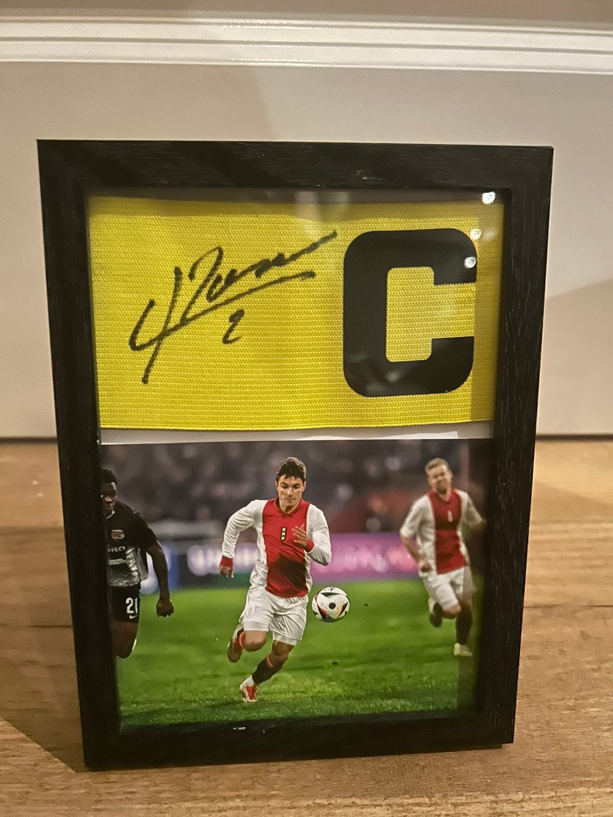 Gesingeerde Rosa captain band, Verzenden, Zo goed als nieuw, Buitenlandse clubs, Shirt