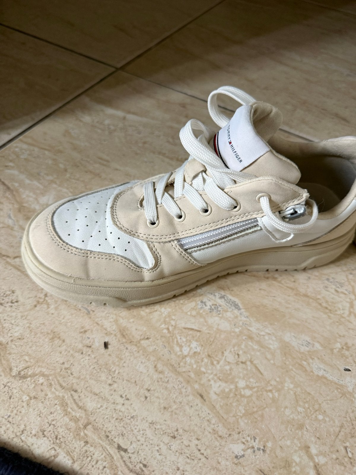 Tommy Hilfiger jongens schoenen maat 36, Kinderen en Baby's, Ophalen, Gebruikt, Schoenen, Jongen