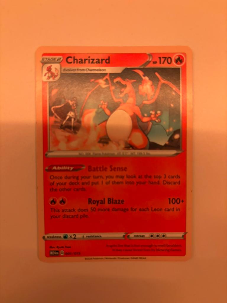 Charizard, Ophalen of Verzenden, Zo goed als nieuw